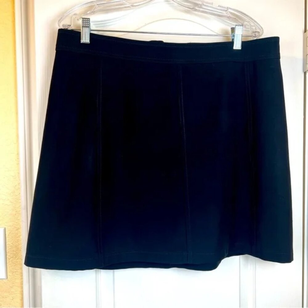 Louis Vuitton Black Uniform A-Line Skirt Size 44 US 12